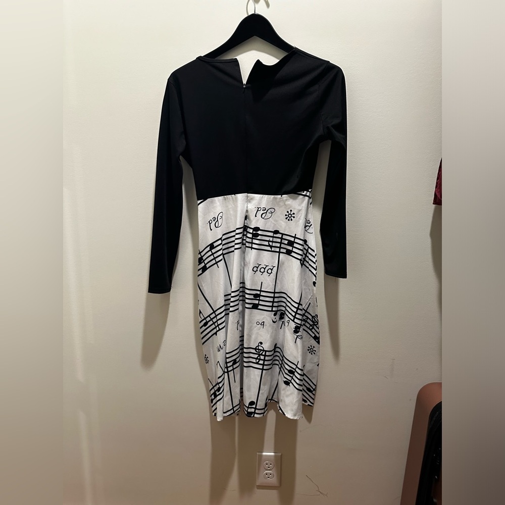Music Note Dress - Picture 2 of 3